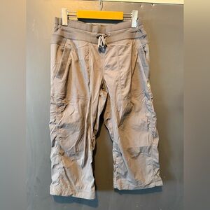 Lululemon Studio Crop *No Liner